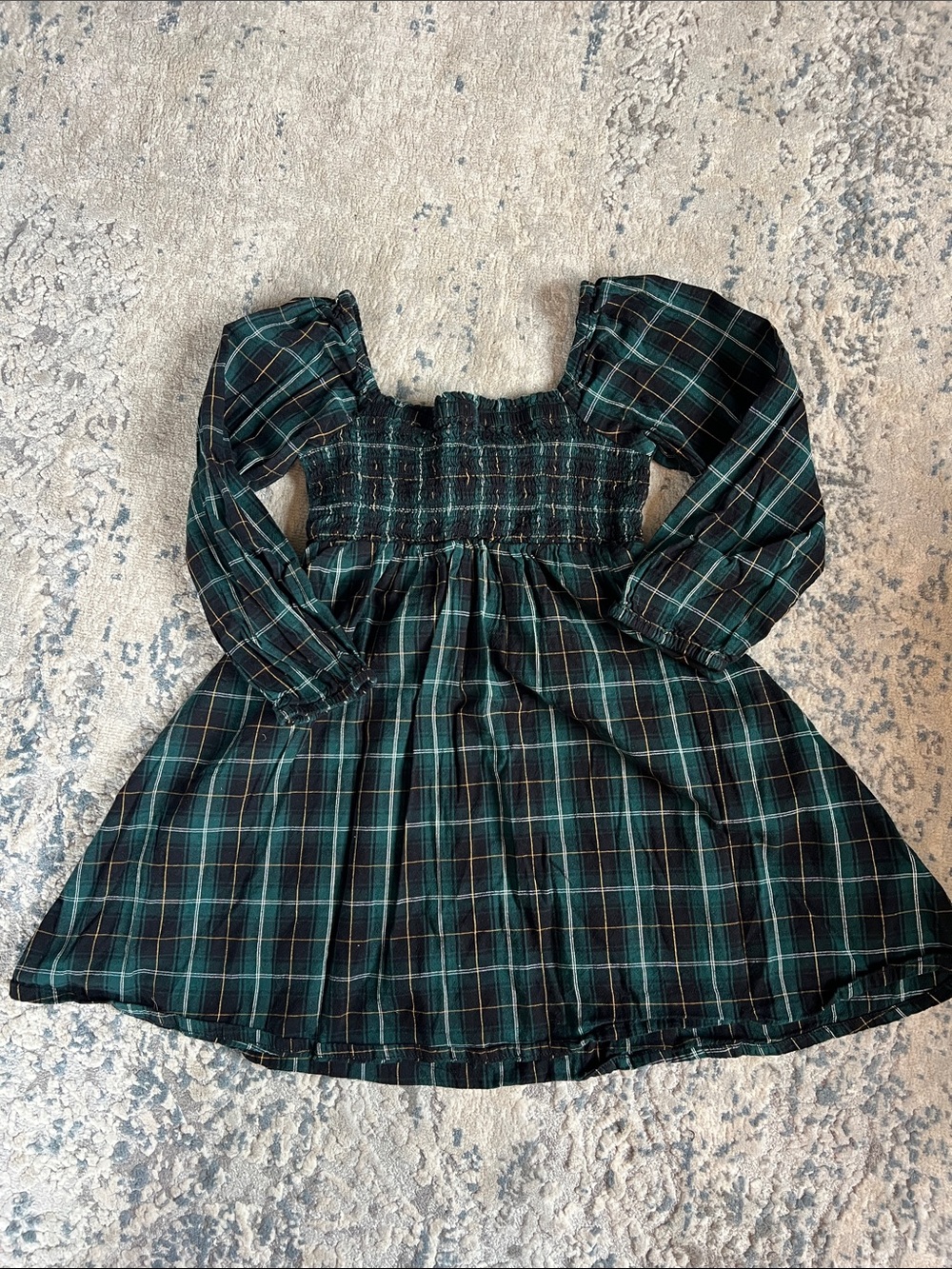 Old Navy Green Plaid Smocked Puff-Sleeve Dress with Bow Accent